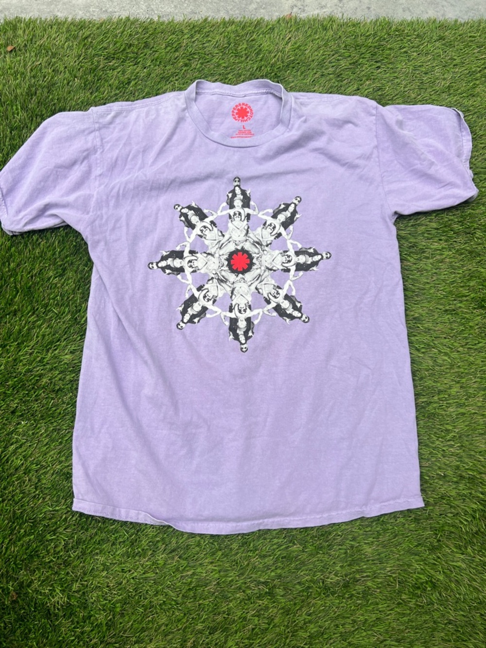 Red Hot Chili Peppers Unlimited Love World Tour Lavender mandala T-shirt Large